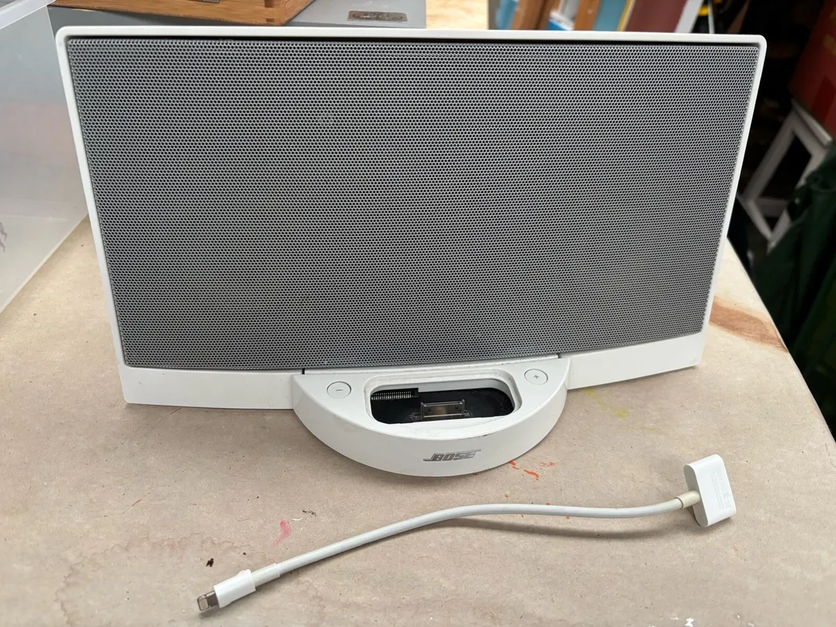 Bose SoundDock Series II Speaker - Image 1