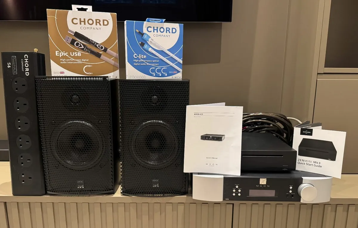 Moon Ace and Innuos Zen Mini HiFi System