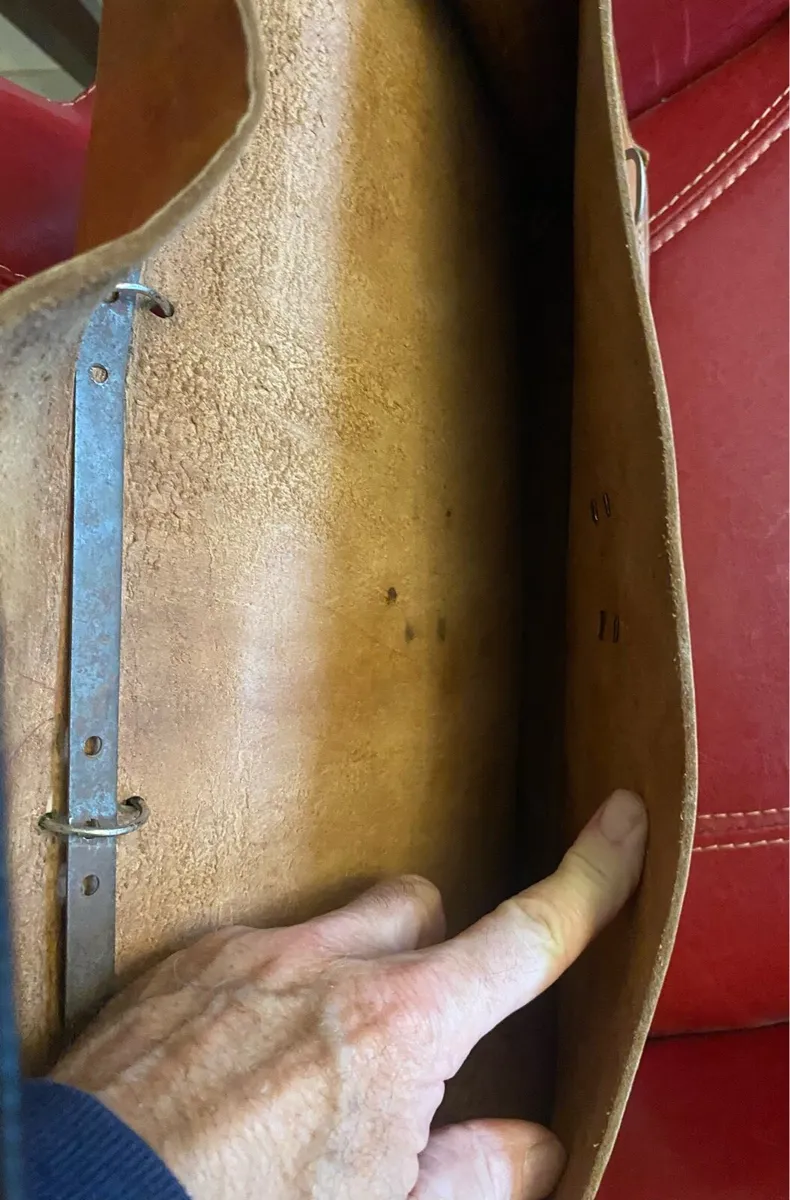 Vintage Leather Briefcase/ Laptop Bag - Image 3
