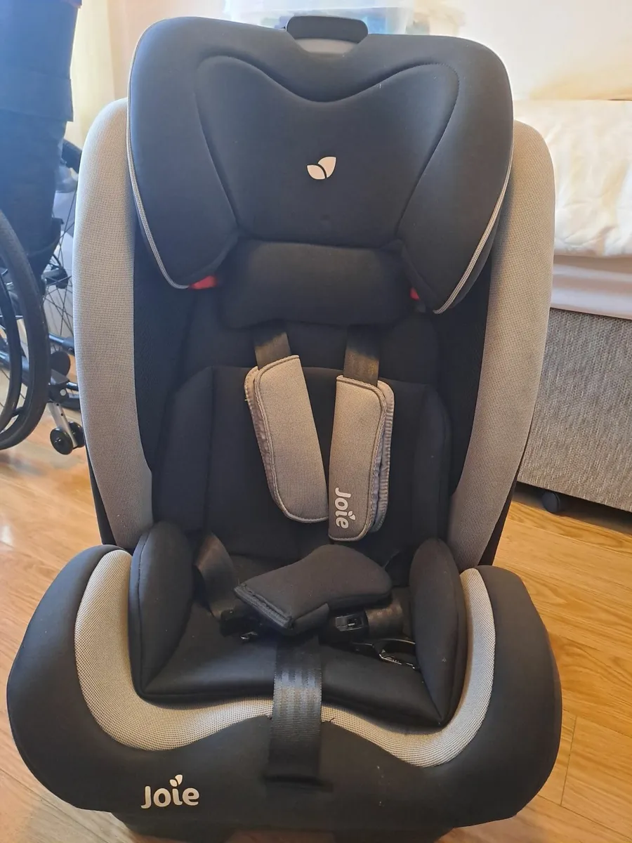 Child Car Seats - Image 3