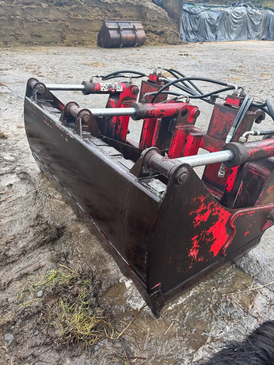 Redrock shear grab - Image 1