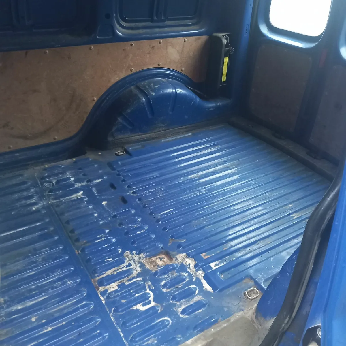 Volkswagen Caddy 2007 - Image 4