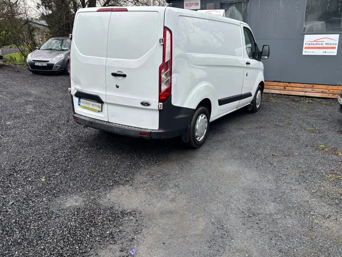 FORD TRANSIT CUSTOM-NEW CVRT - Image 4