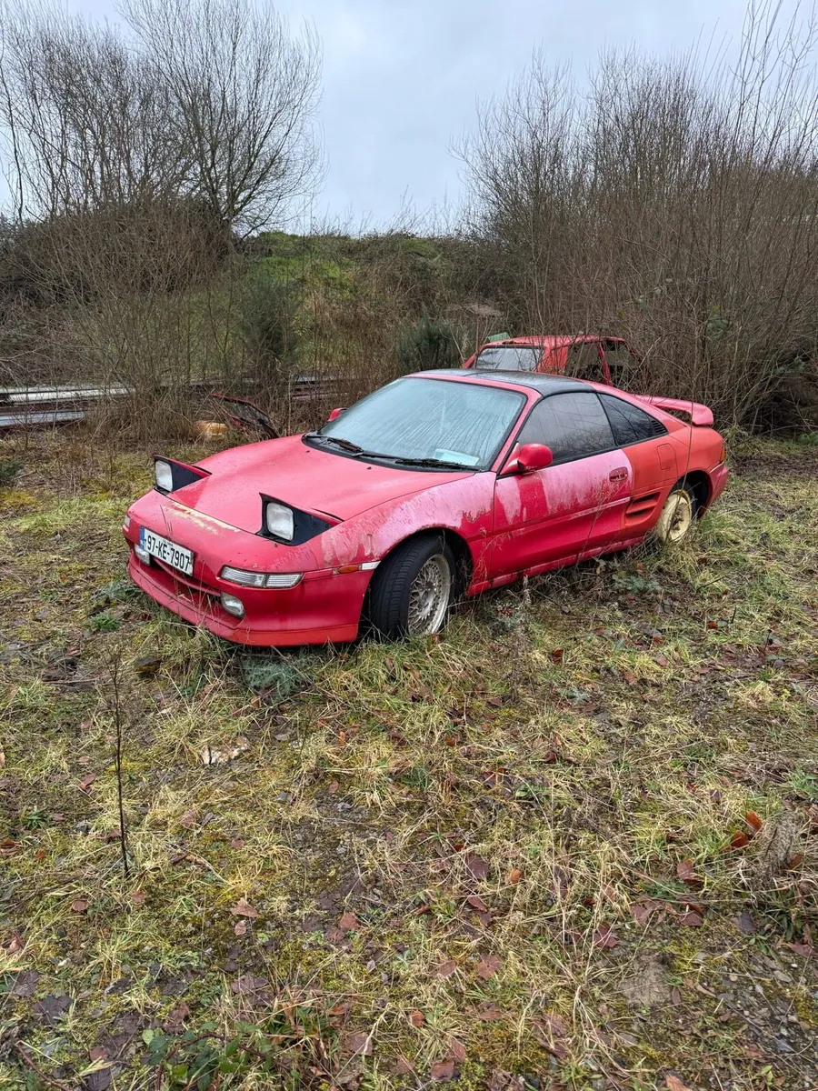 Toyota MR2 - Image 1