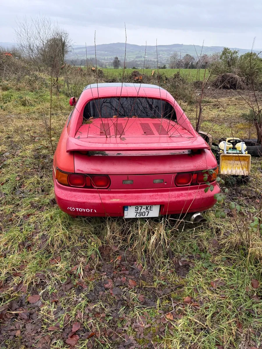 Toyota MR2 - Image 2