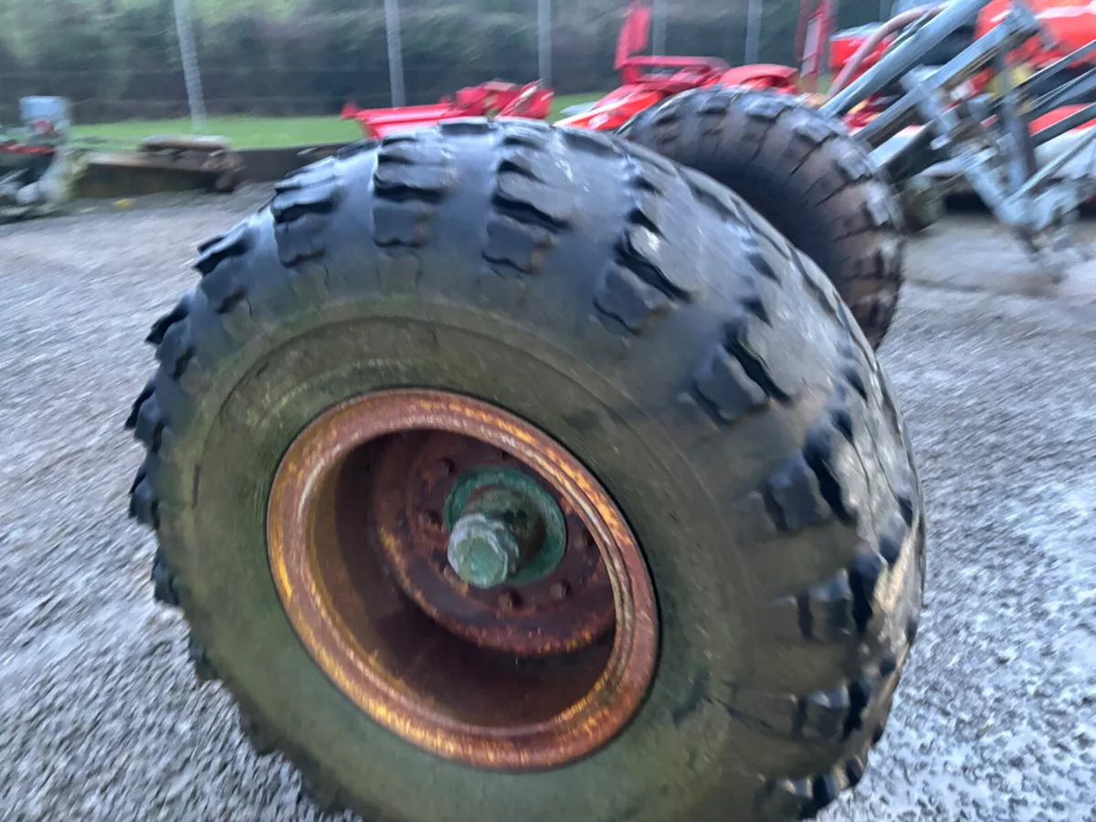 AXEL AND WHEELS - Image 2