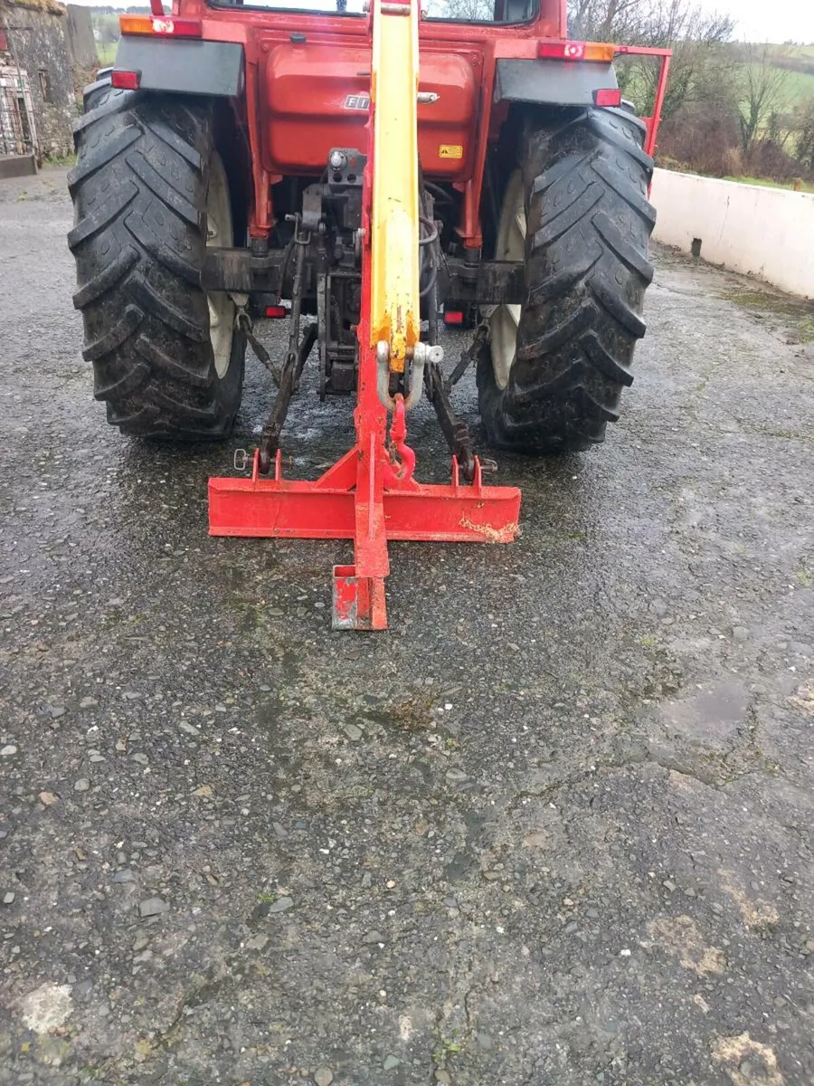 Hydraulic Crane - Image 1