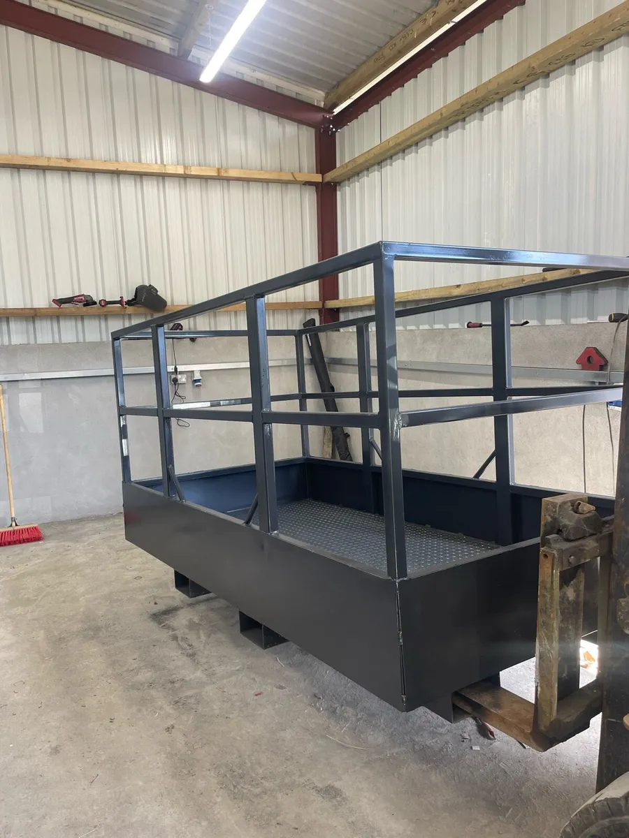 Man Basket/Safety Basket - Image 1