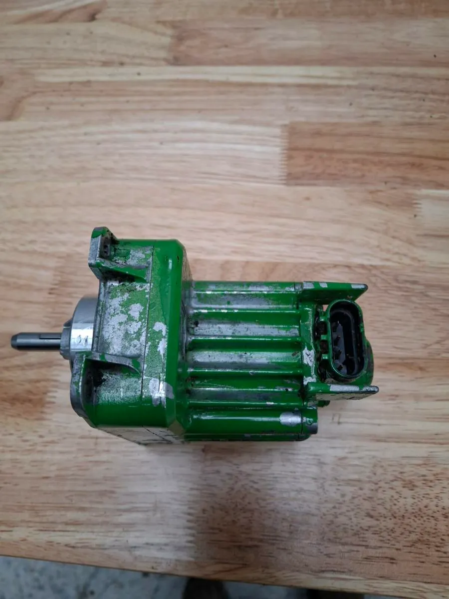 John deere stepper motor - Image 1