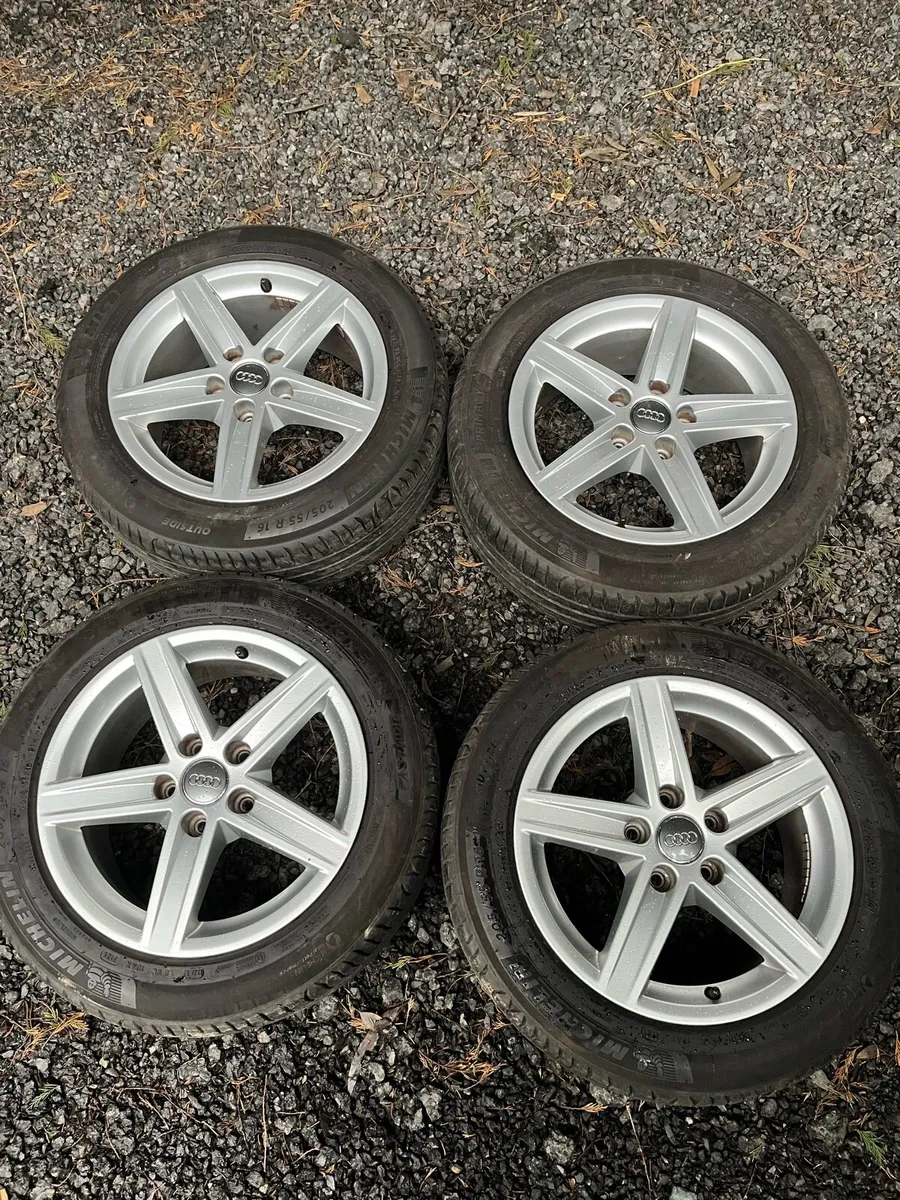 16’ Genuine Audi VW Golf Caddy 5x112 alloy wheels - Image 1