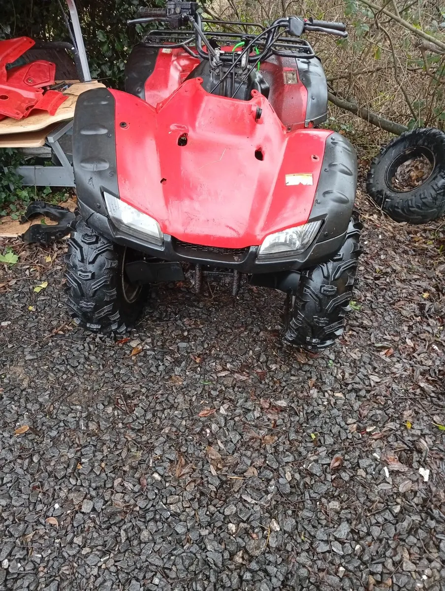 Honda 350 & bigred300 parts - Image 1