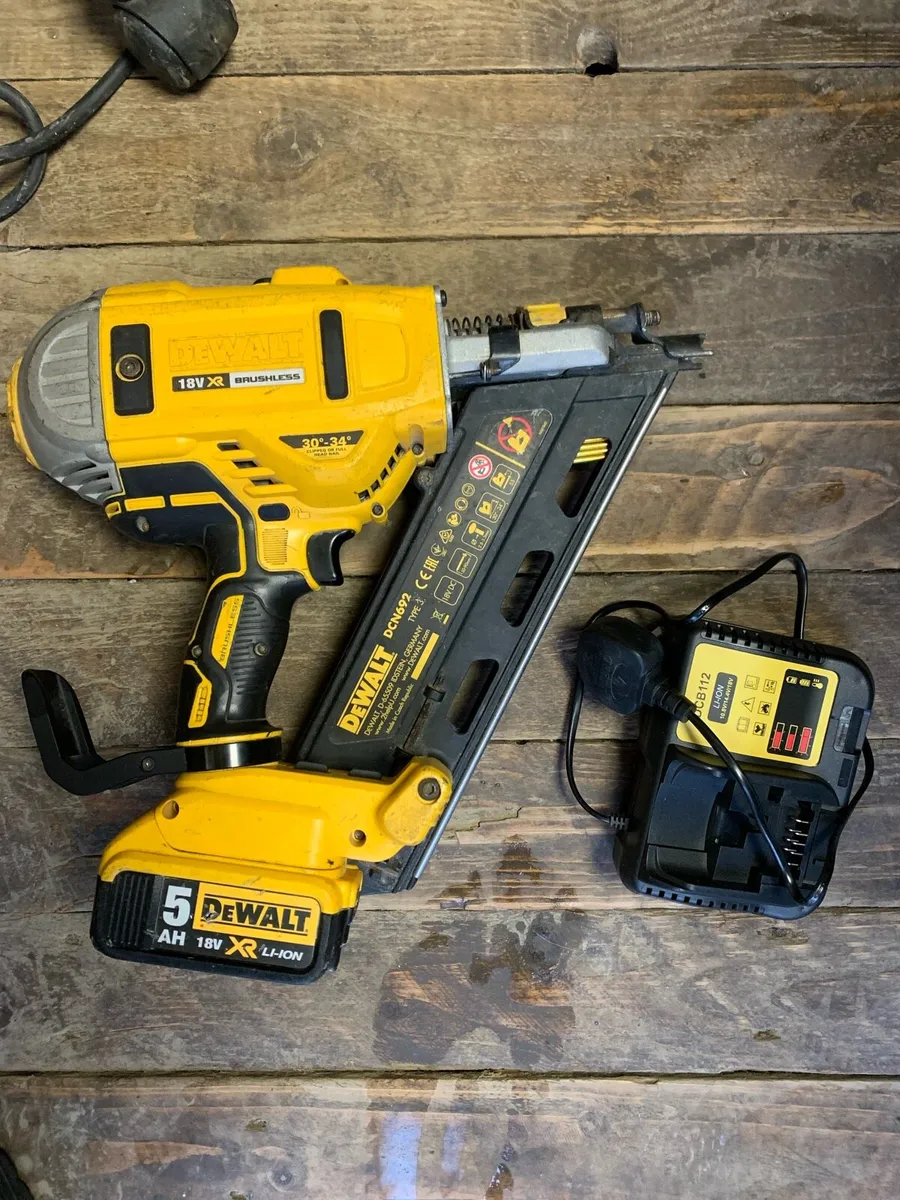 DEWALT Nailer Gun - Image 1