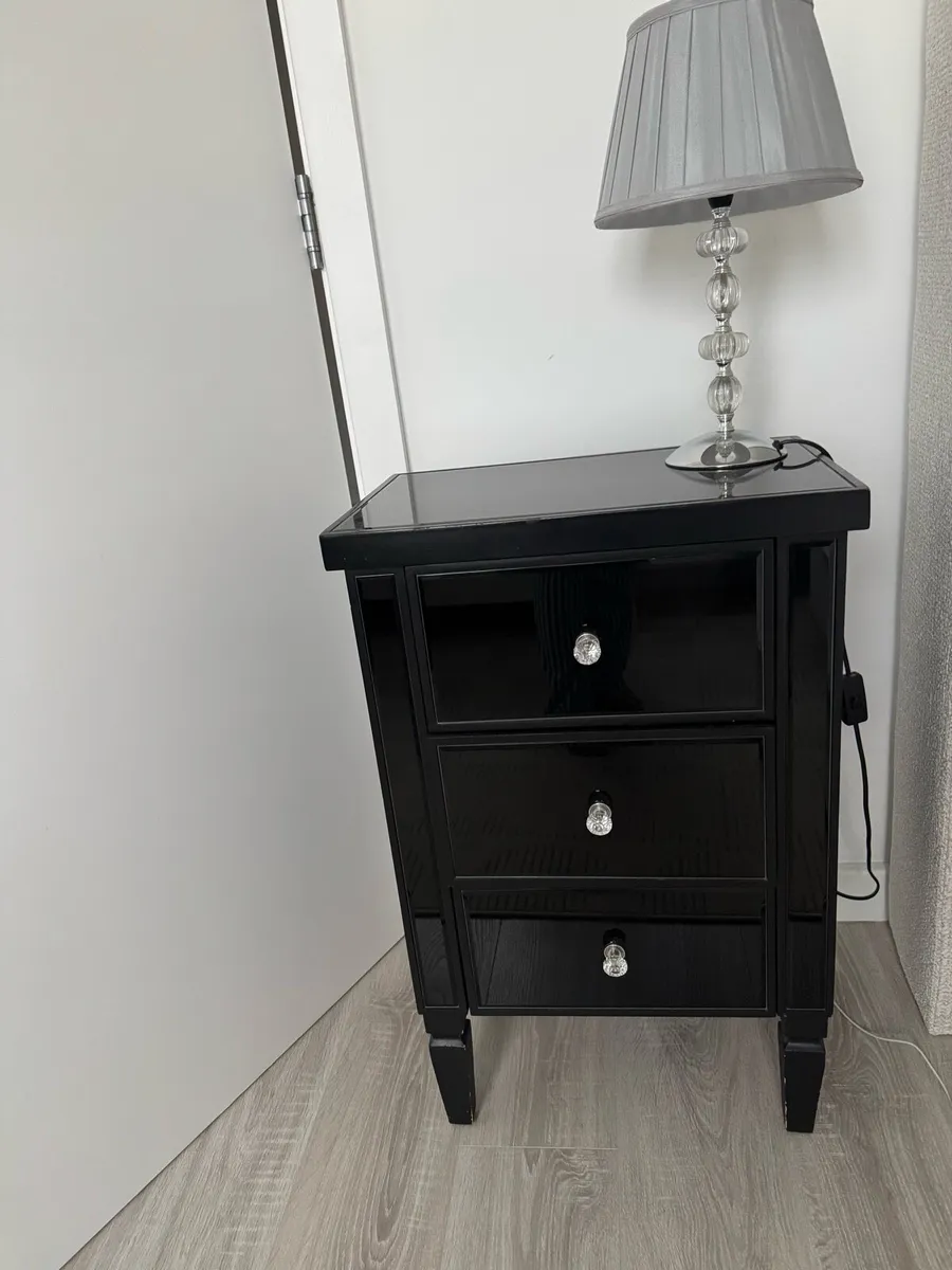 Black bedside nightstand/ Excellent condition