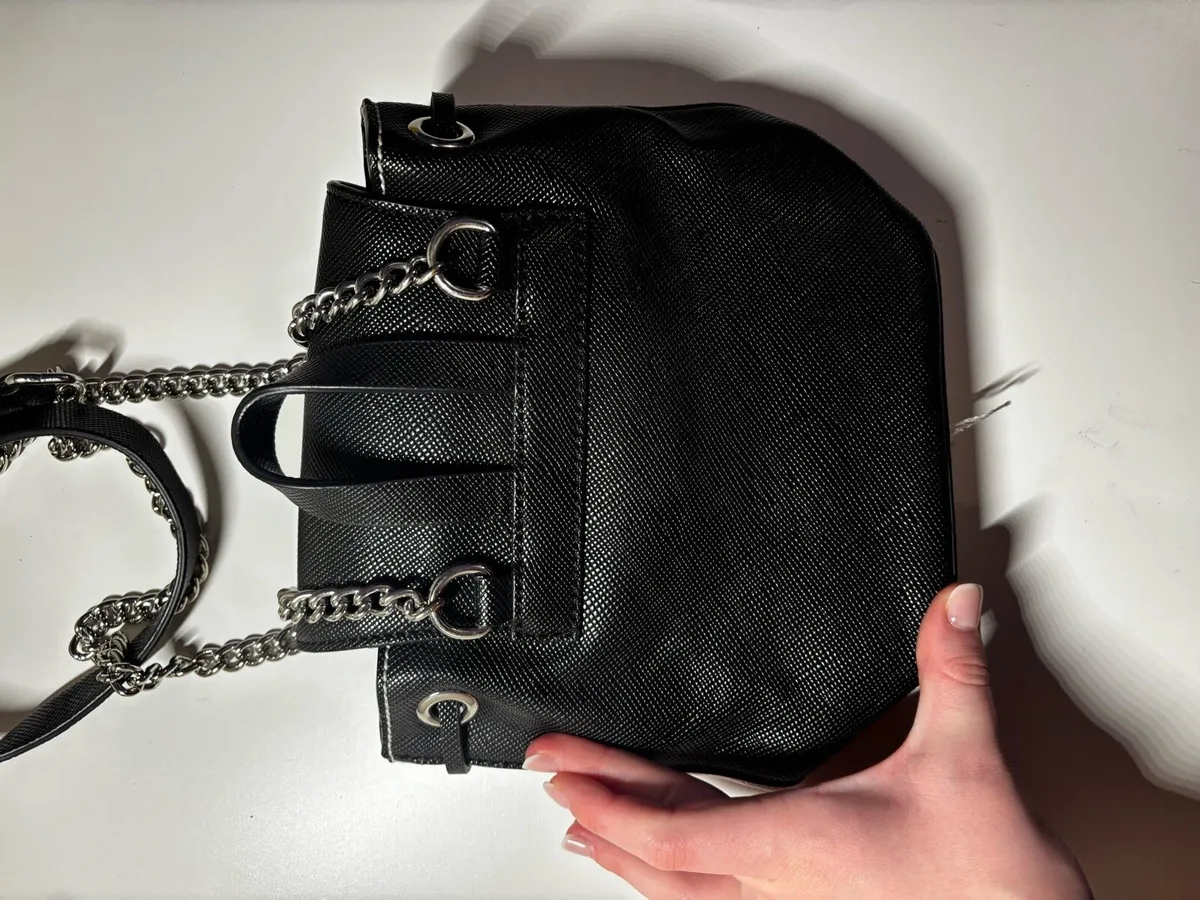 Guess handbag - Image 3