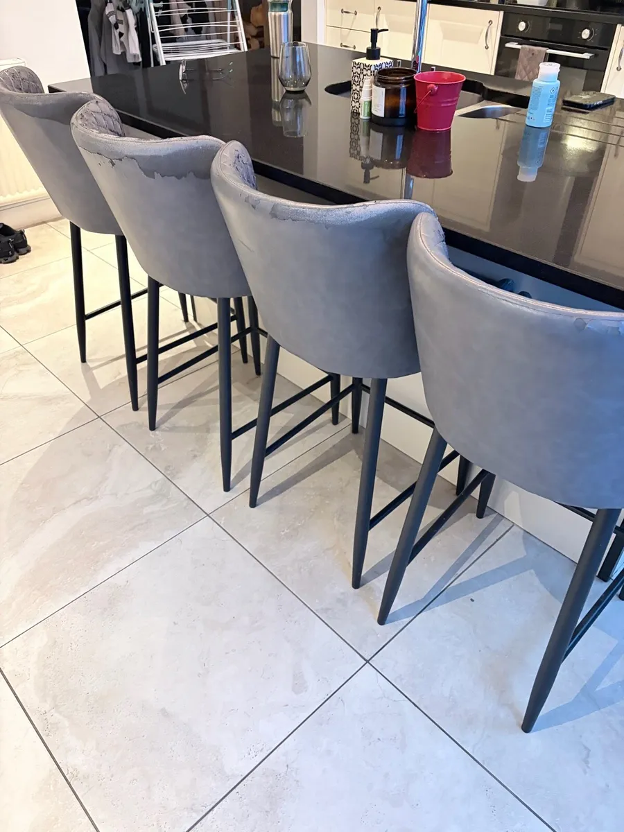 Bar stools x 4 - Image 2