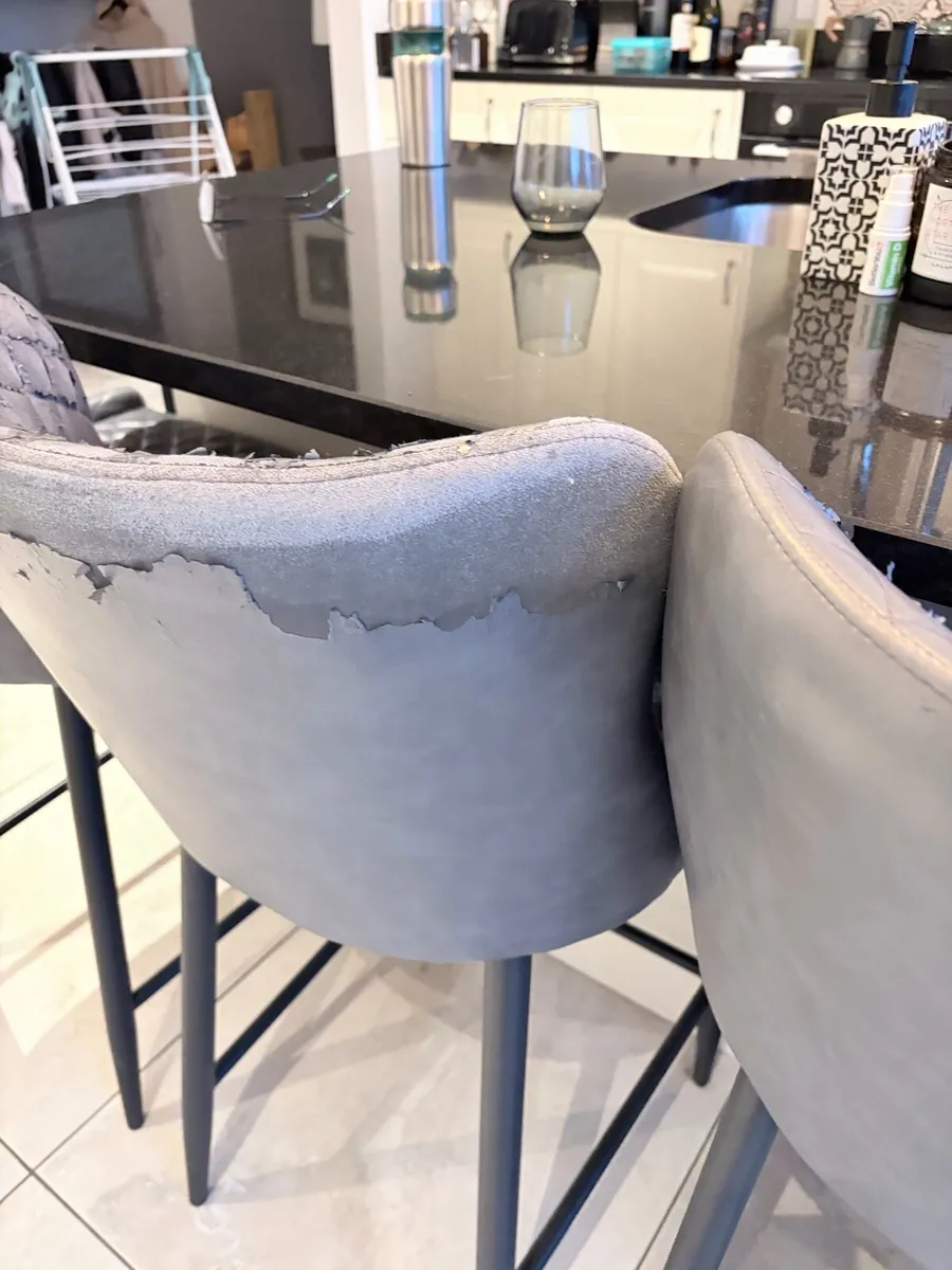 Bar stools x 4 - Image 3