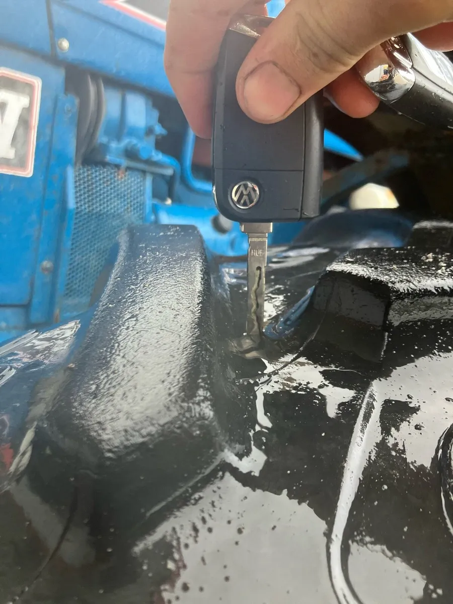 Tyres 340/85/R28.  X2 - Image 3