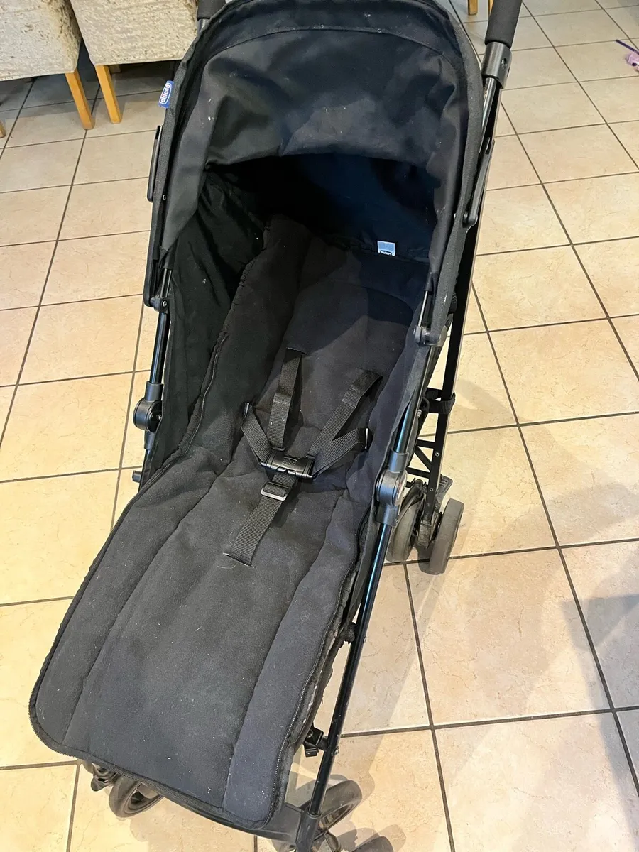 Chicco london buggy stroller with foot muff - Image 3