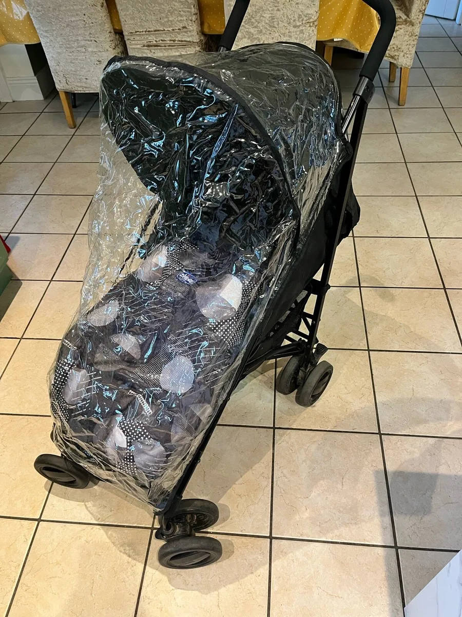 Chicco london buggy stroller with foot muff - Image 1