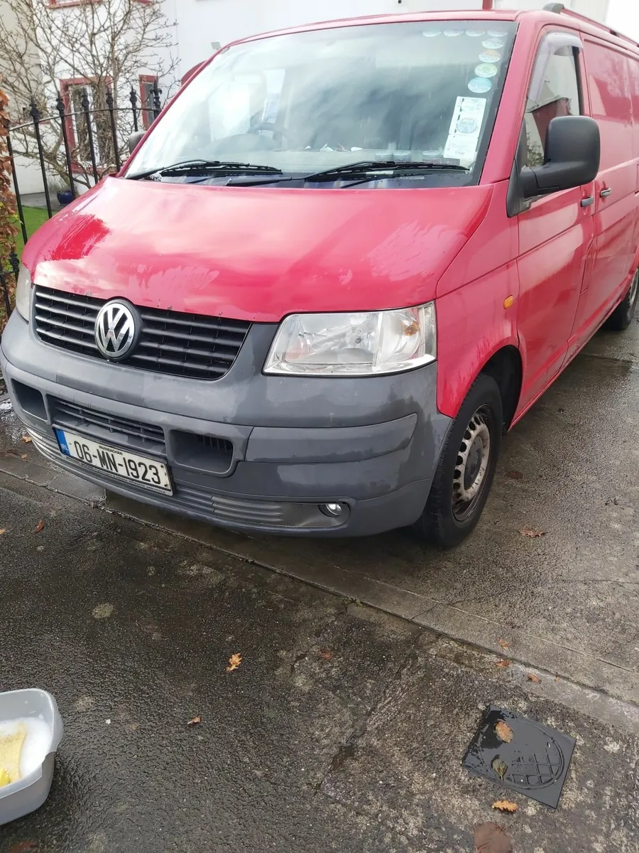 Volkswagen Transporter 2006 - Image 1
