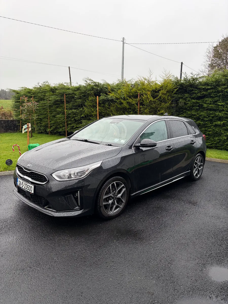 211 Kia Ceed GT-Line Commerical - Immaculate - Image 1