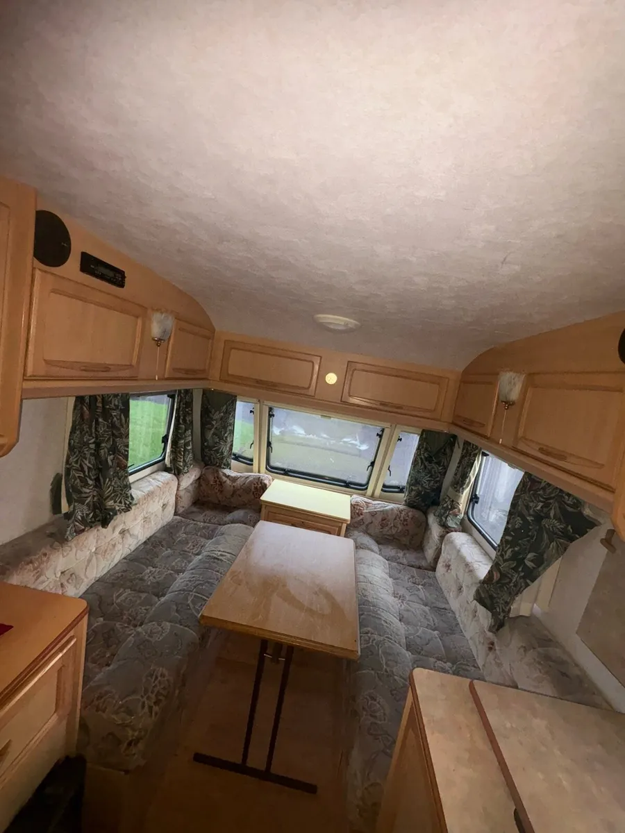 Coachman Amara caravan - Image 3