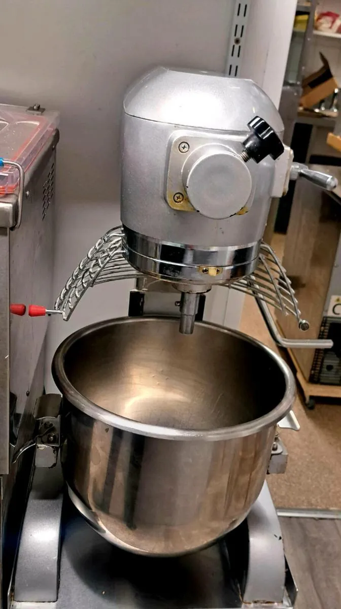 Industrial food mixer - Image 3