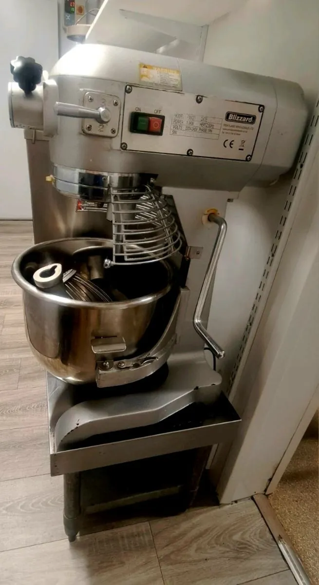 Industrial food mixer - Image 4