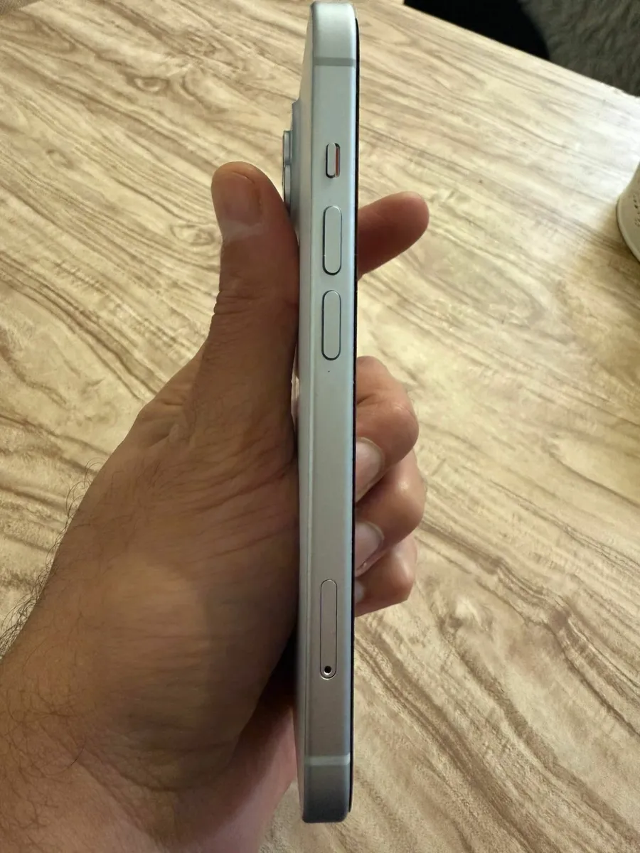 iPhone 15 | 256GB | 99% battery health | - Image 2
