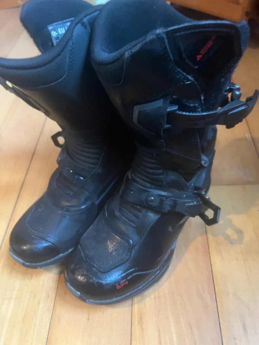 Eleveit Tonale WP Motorcycle Boots - Image 1