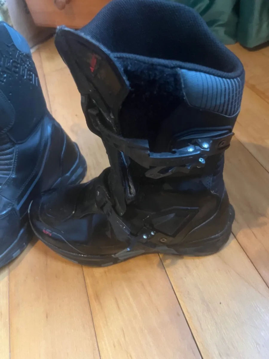 Eleveit Tonale WP Motorcycle Boots - Image 4