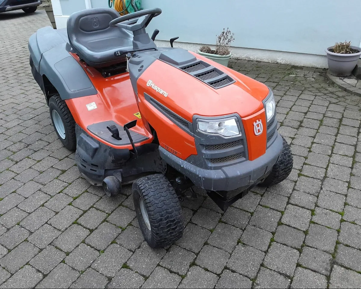 Husqvarna TC138 Ride on Lawnmower - Image 1