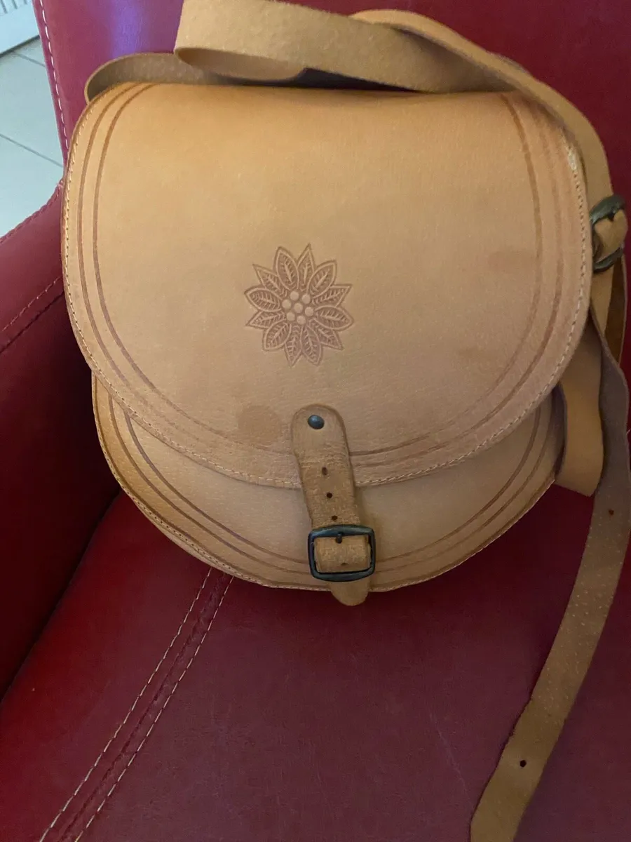 Leather Shoulder Bag - Image 1