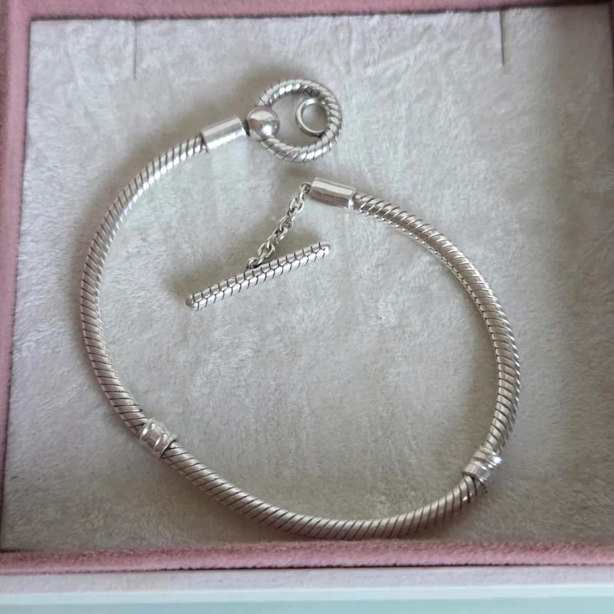 Pandora bracelet T-bar excellent condition - Image 1