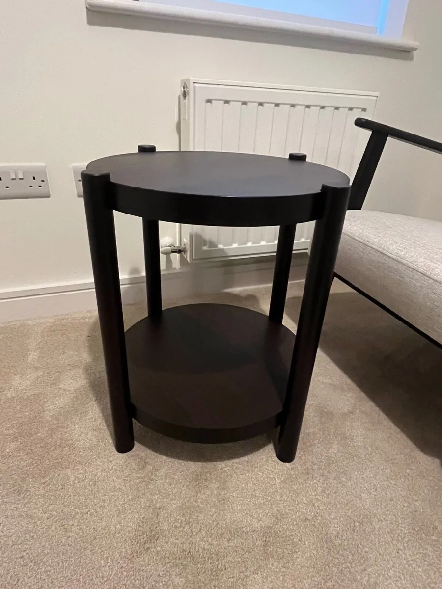 Chair and side table - Image 2