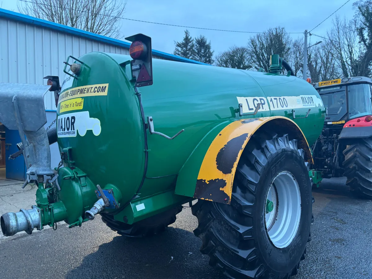 Major tanker - Image 3