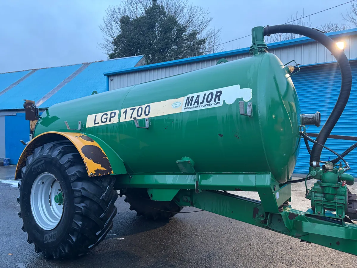 Major tanker - Image 2