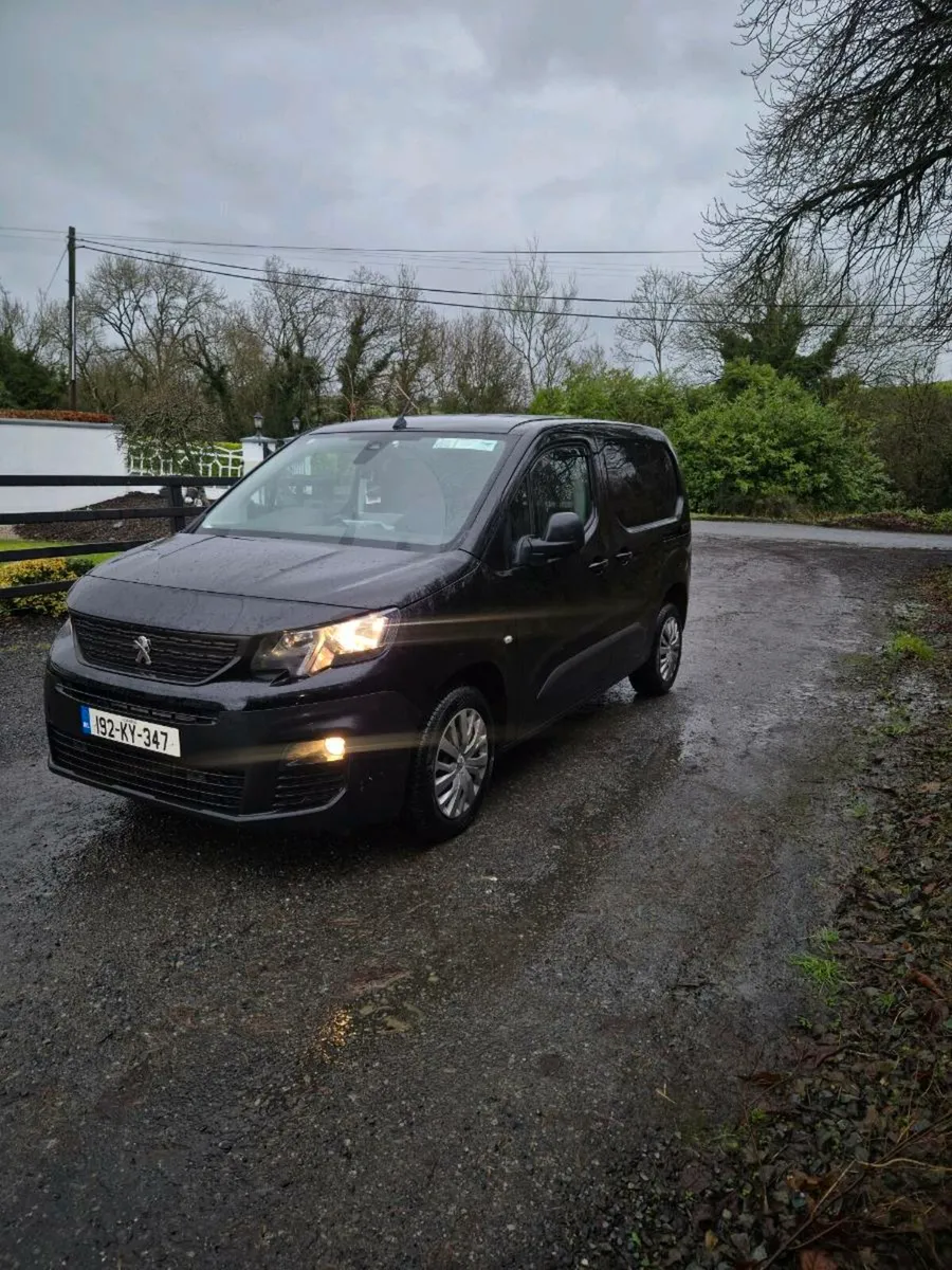 Peugeot partner professional model 1.6 model - Image 2