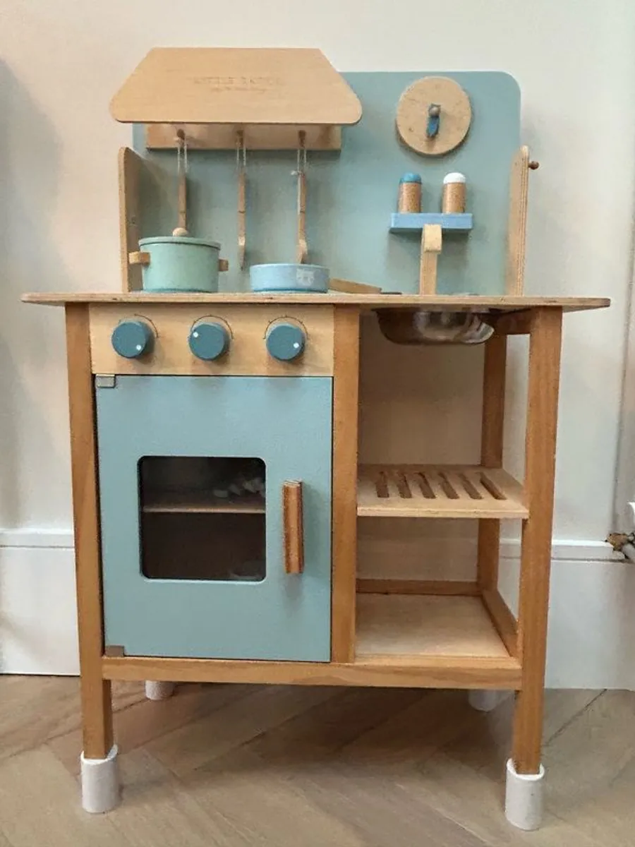 Little Dutch Kitchen & Accessories - Image 1