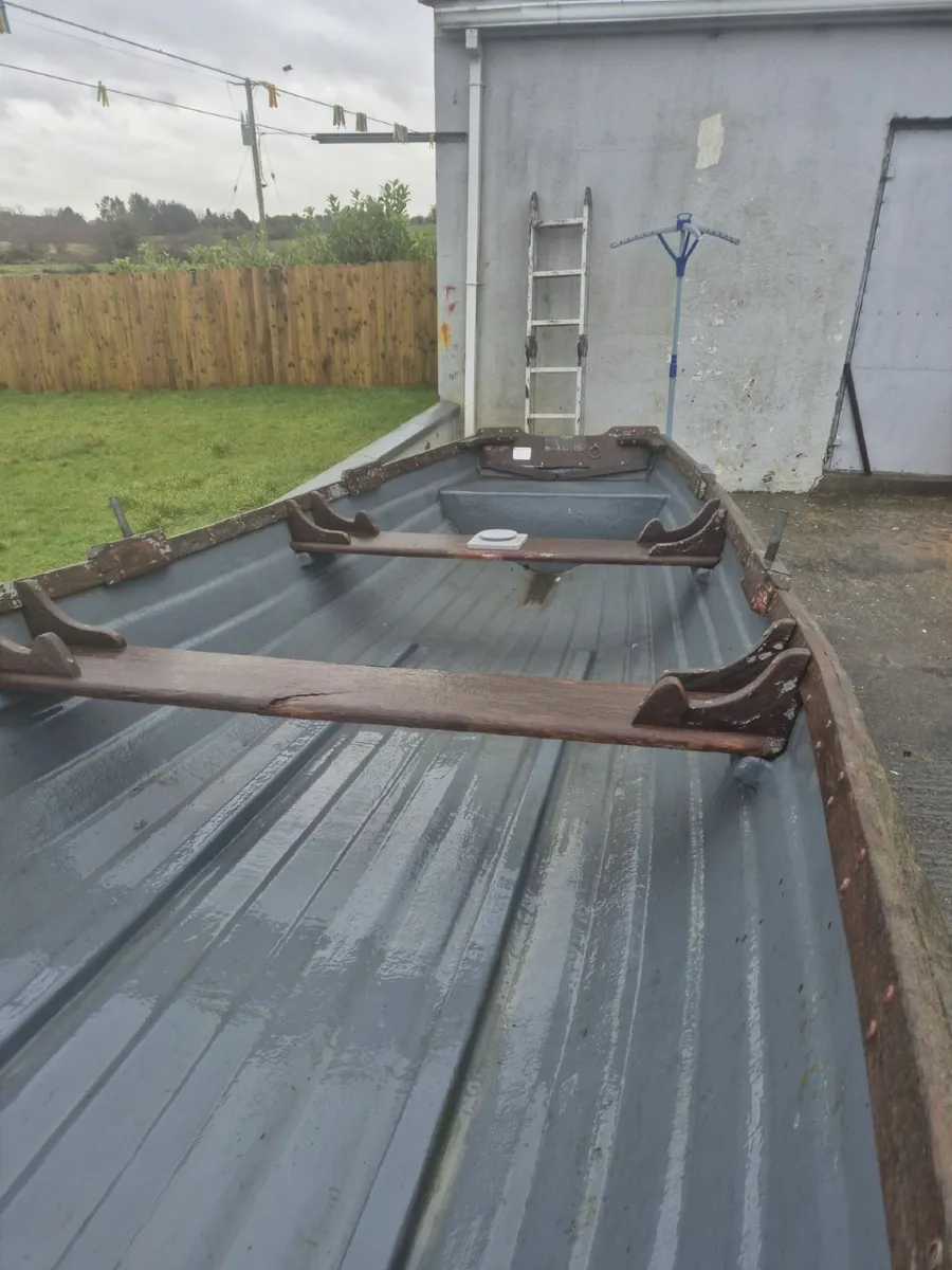 Boat & Trailer - Image 4