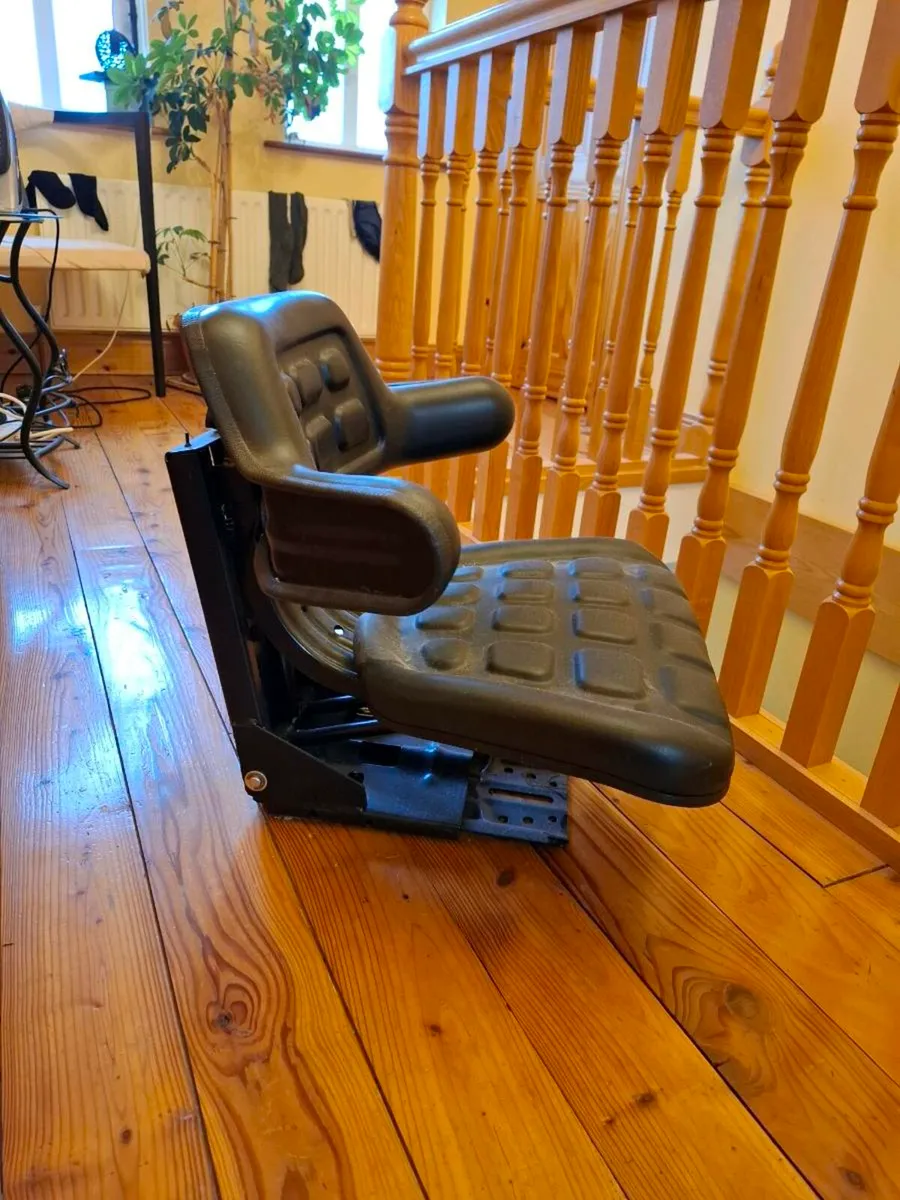 New Tractor Seat - Image 2