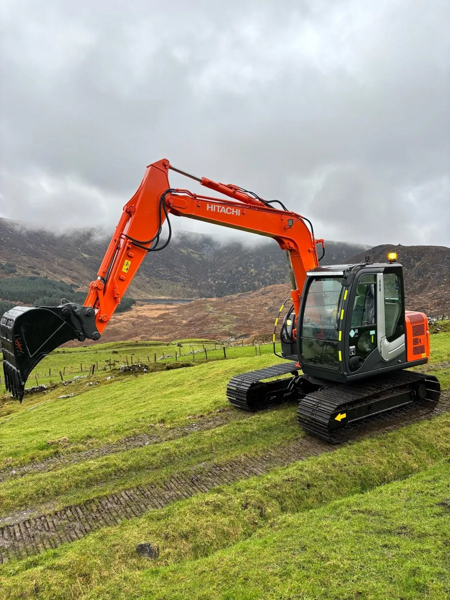 **ZAXIS 70-3** - Image 1