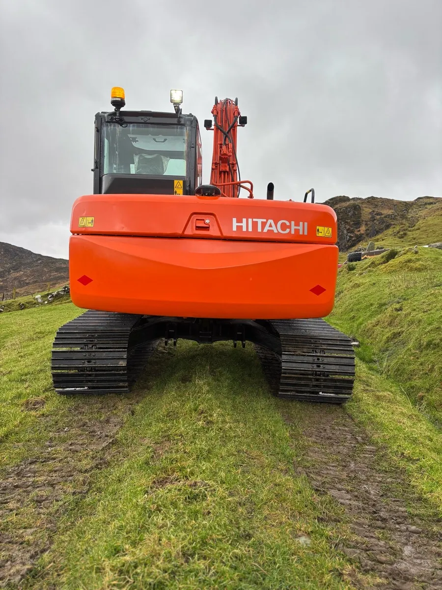 **ZAXIS 70-3** - Image 4