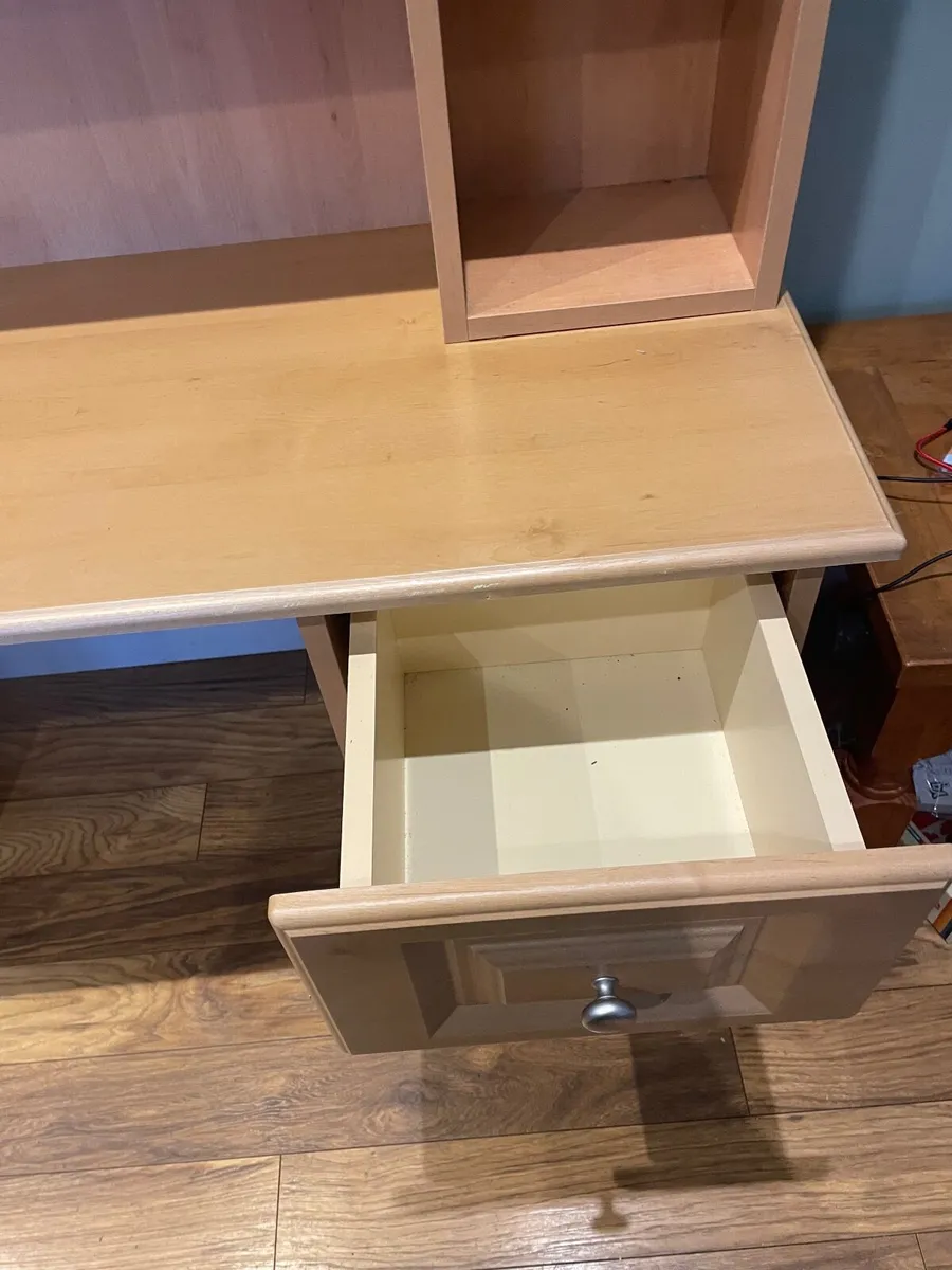 Desk with storage - Image 1