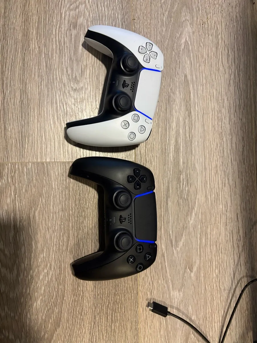 Sony PlayStation 5 Digital Edition - Image 3