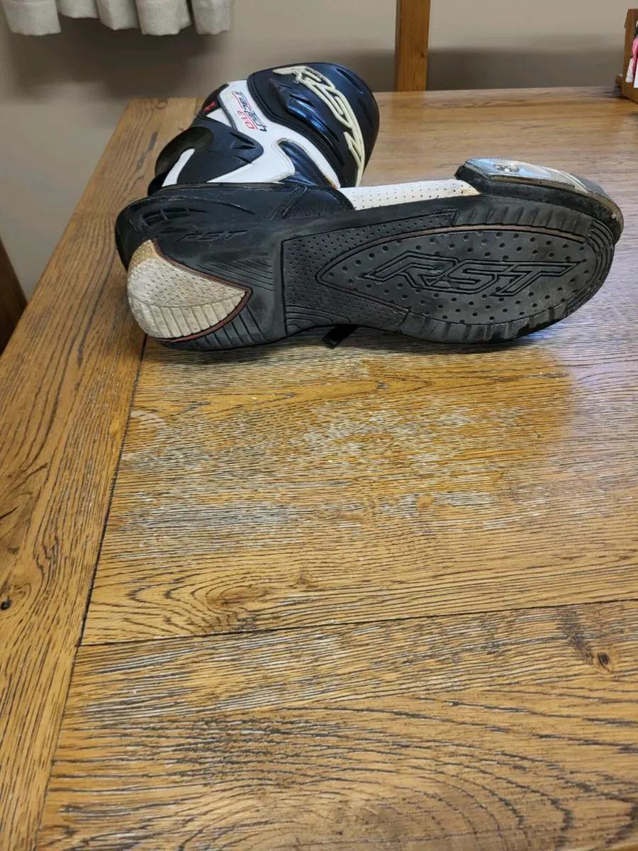 Motorbike boots - Image 3