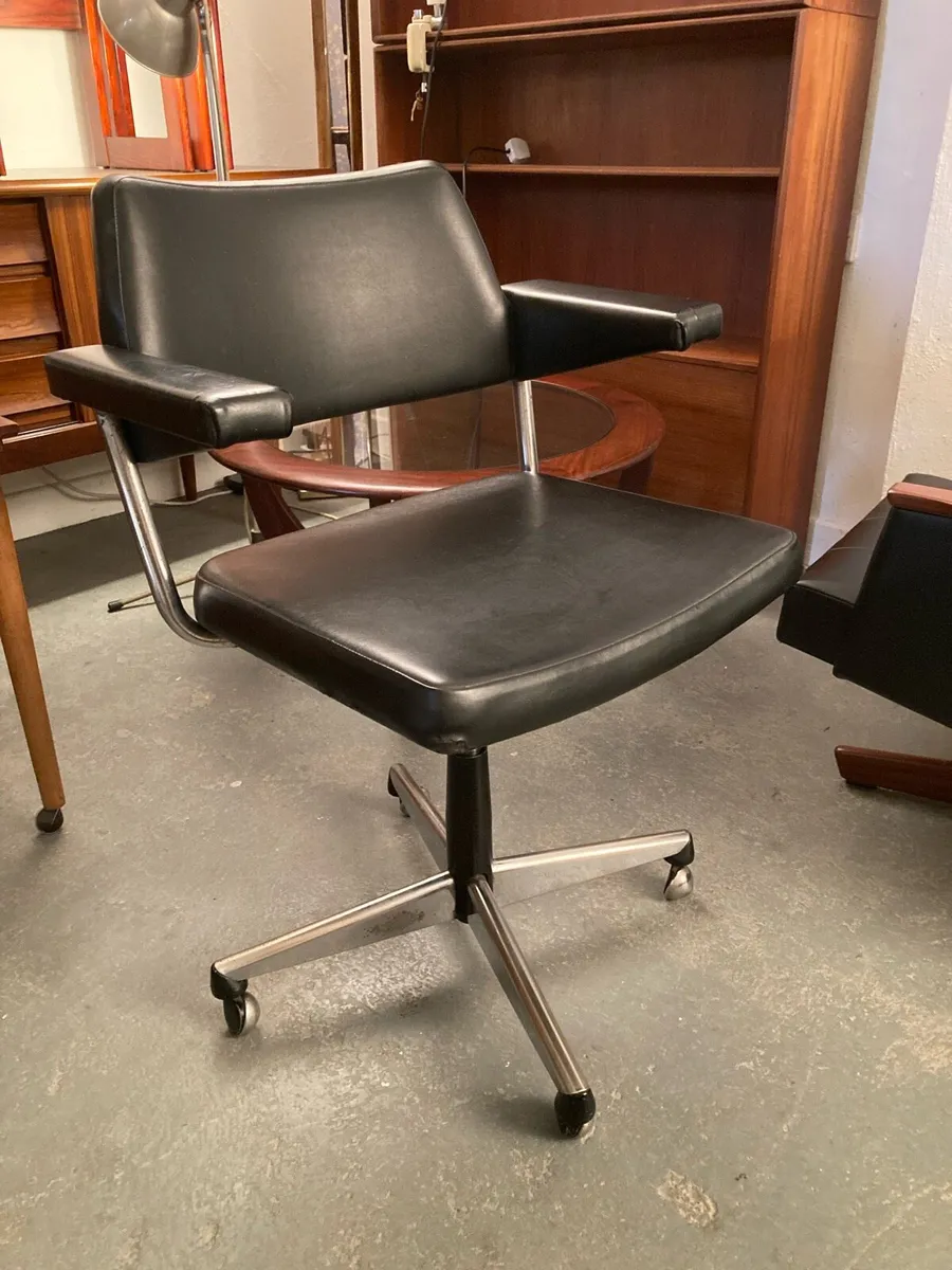 Vintage Desk Chair - Warehouse Open Sat 31st Jan - Image 1