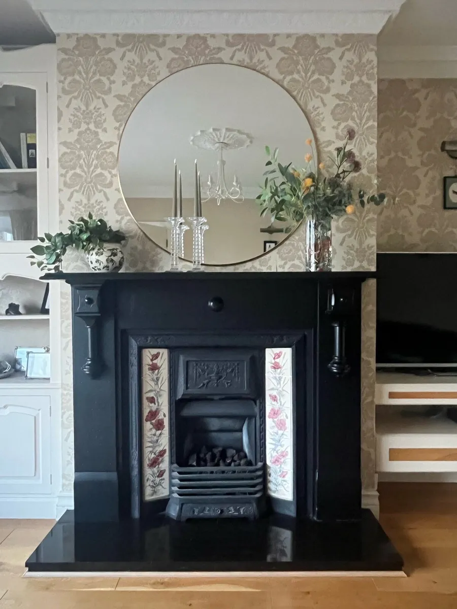 Fireplace and gas fire - Image 3