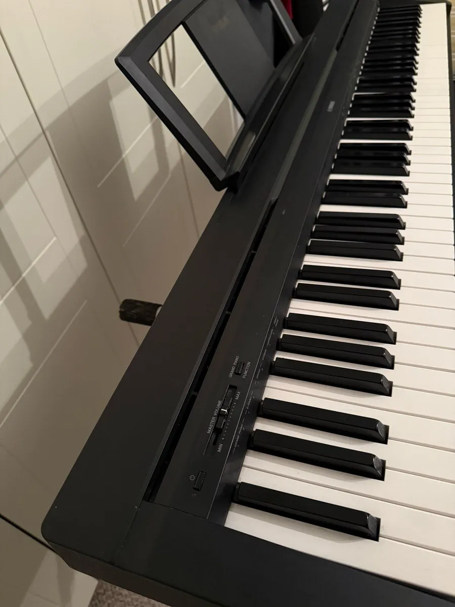 Yamaha P35 Digital Piano - Image 3