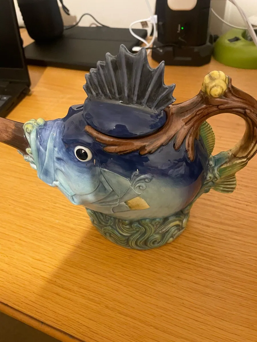 Minton Fish Teapot - Image 1